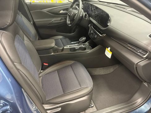 New 2026 Buick Envista Preferred w/ Convenience I Package FWD image 7