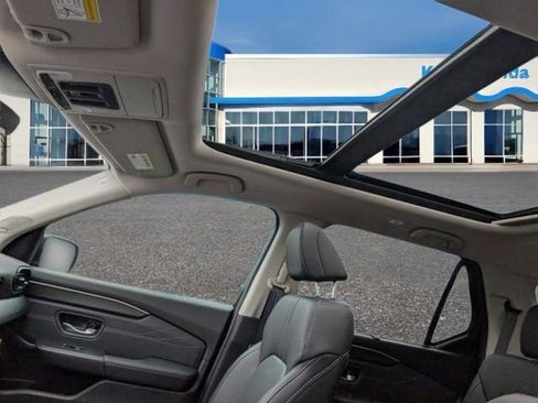 New 2026 Honda Pilot Touring image 13