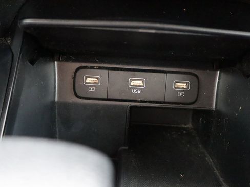 Used 2022 Kia Sorento LX image 14