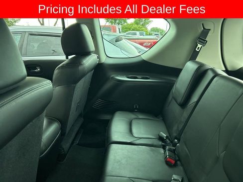 Used 2023 Nissan Armada Platinum w/ Captain's Chairs Package RWD image 10