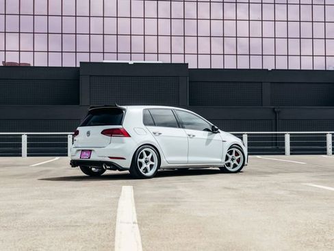 Used 2019 Volkswagen GTI SE image 57