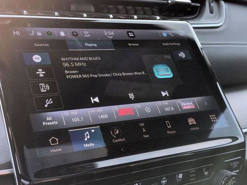 Certified 2024 Jeep Grand Cherokee L Limited w/ Luxury Tech Group II image 23