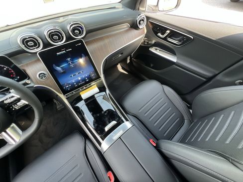 New 2026 Mercedes-Benz GLC 300 4MATIC image 14