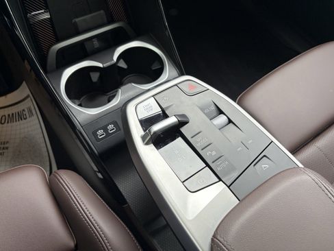 Certified 2025 BMW X2 xDrive28i AWD/4WD image 13