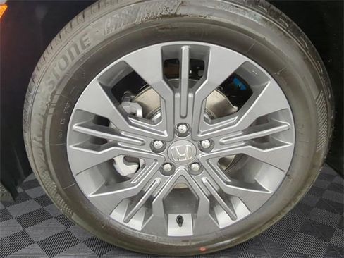 New 2026 Honda Odyssey Touring image 9