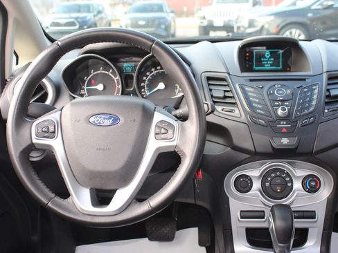 Used 2016 Ford Fiesta SE image 20