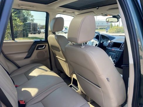 Used 2009 Land Rover LR2 HSE image 22