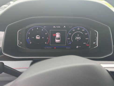 Used 2025 Volkswagen Jetta GLI Autobahn FWD image 13