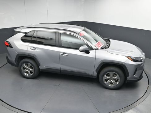 Certified 2024 Toyota RAV4 XLE image 34