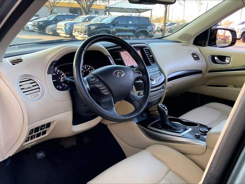 Used 2019 INFINITI QX60 Luxe w/ Essential Package image 17