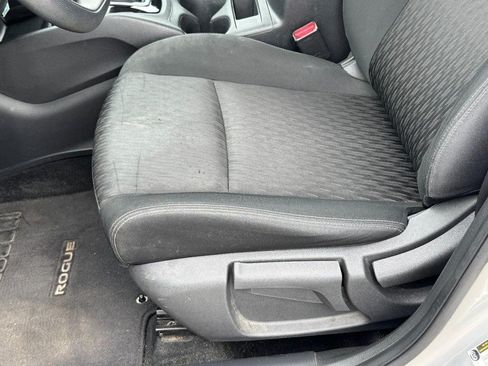 Used 2018 Nissan Rogue S AWD/4WD image 22