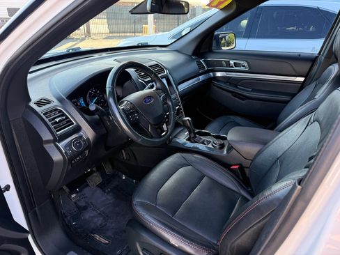Used 2019 Ford Explorer Sport w/ Ford Safe & Smart Package AWD/4WD image 8