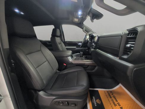 Used 2023 Chevrolet Silverado 1500 LTZ image 15