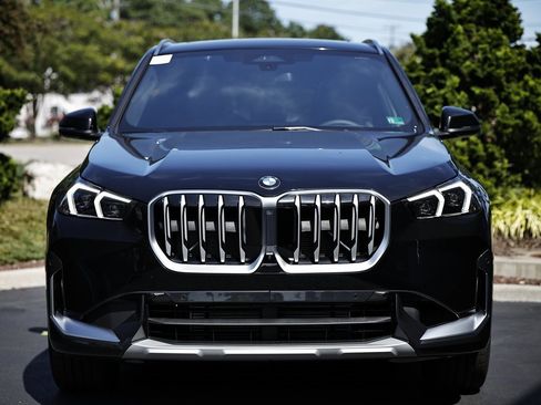 Used 2025 BMW X1 xDrive28i w/ Technology Package image 12