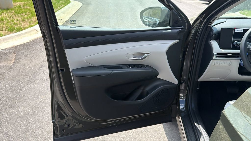 New 2026 Hyundai Tucson SEL Plus FWD image 12