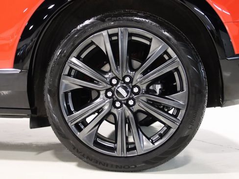 Used 2025 Cadillac Optiq Sport 2 w/ LPO, Floor Liner Package image 88