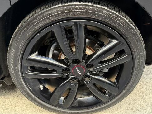 Used 2015 MINI Cooper S image 29
