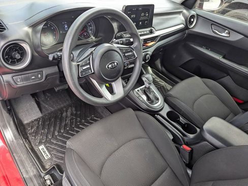 Used 2021 Kia Forte LXS FWD image 24