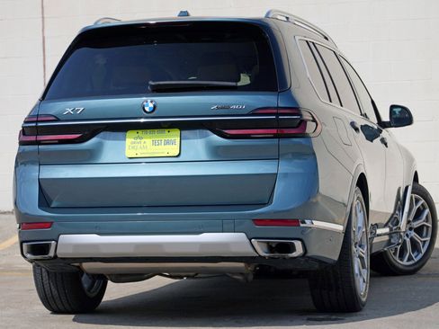 Used 2023 BMW X7 xDrive40i w/ Executive Package AWD/4WD image 5