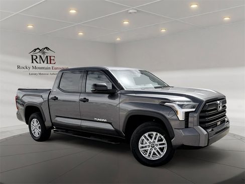 Used 2023 Toyota Tundra SR5 w/ SR5 Convenience Package image 1