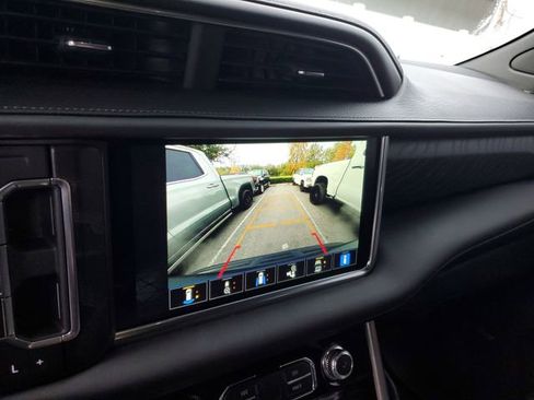 Used 2022 GMC Yukon Denali image 21