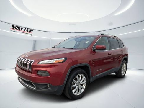 Used 2015 Jeep Cherokee Limited AWD/4WD image 7