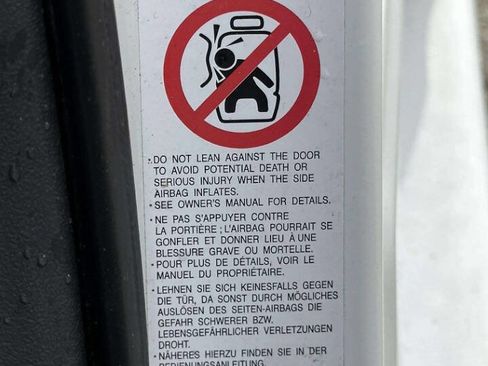 Used 2011 Toyota Prius One image 15