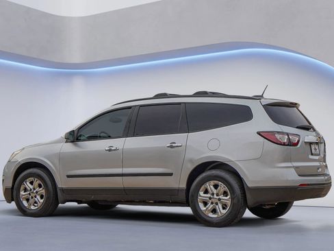 Used 2016 Chevrolet Traverse LS image 13