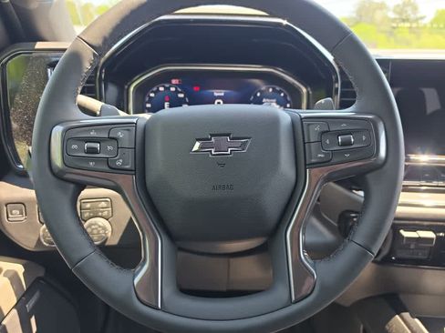 New 2026 Chevrolet Silverado 1500 ZR2 w/ LPO, Dark Essentials Package image 19