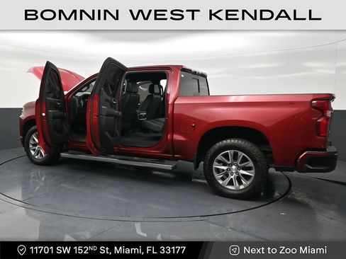 Used 2020 Chevrolet Silverado 1500 High Country w/ Technology Package image 31
