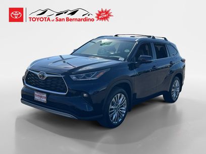 New 2026 Toyota Highlander Platinum