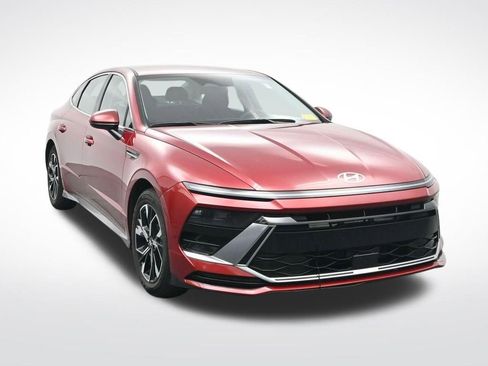Used 2025 Hyundai Sonata SEL image 2