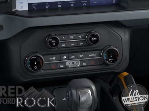 New 2023 Ford Bronco Badlands image 16