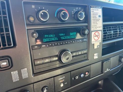 Used 2022 Chevrolet Express 2500 w/ Driver Convenience Package image 22