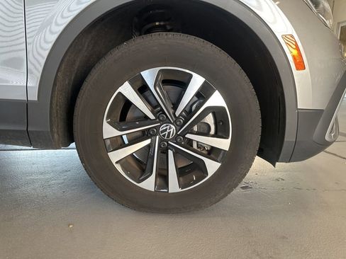 Used 2024 Volkswagen Tiguan S image 7