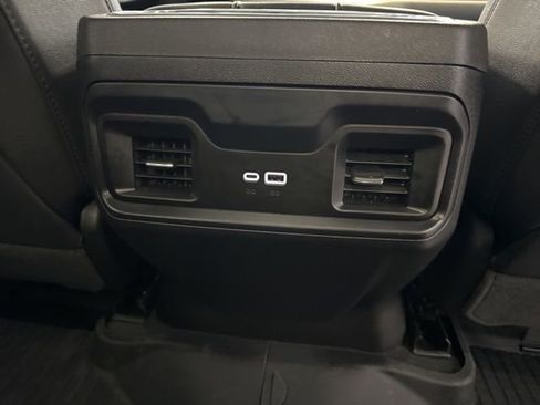 Used 2025 Chevrolet Silverado 2500 LT AWD/4WD image 24