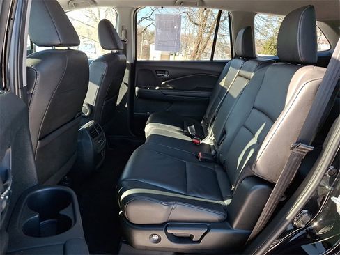 Used 2022 Honda Pilot EX-L image 10