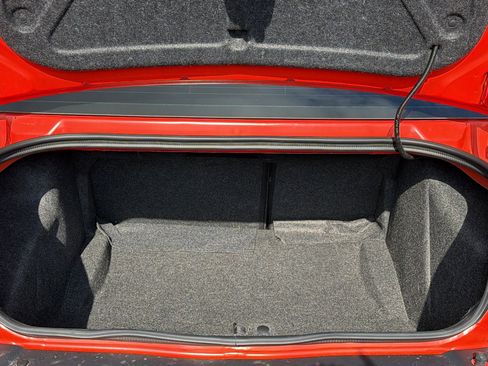 Used 2021 Dodge Challenger R/T w/ Performance Handling Group image 13