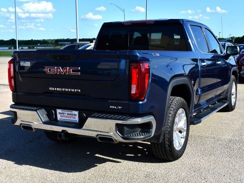 Used 2021 GMC Sierra 1500 SLT AWD/4WD image 3