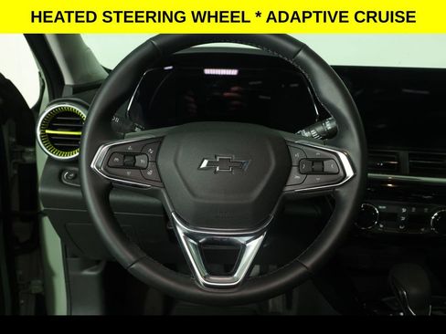 Used 2025 Chevrolet Trax ACTIV w/ Driver Confidence Package FWD image 5
