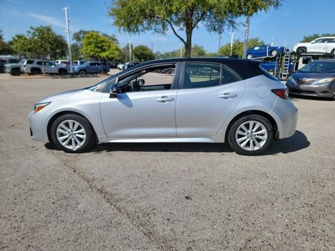 Used 2023 Toyota Corolla SE FWD image 8