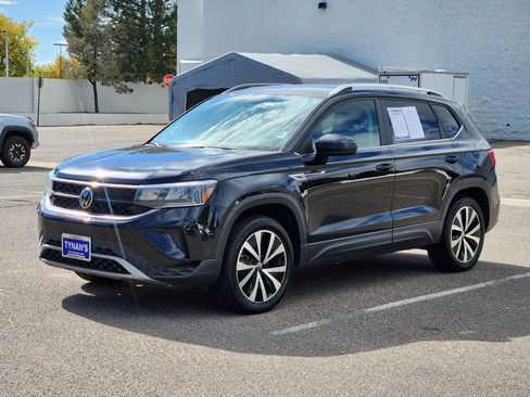 Used 2022 Volkswagen Taos SE image 6