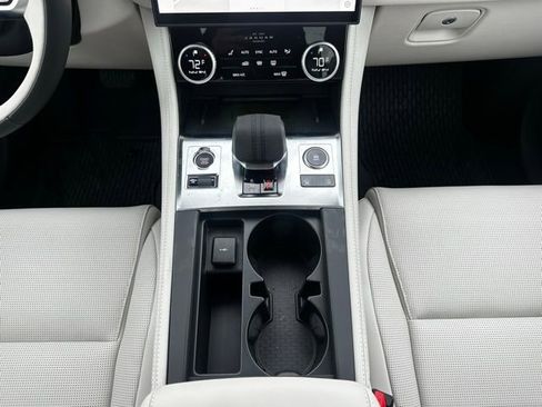 Certified 2026 Jaguar F-PACE R-Dynamic S AWD/4WD image 28