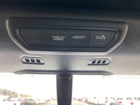 Used 2023 Jeep Wrangler Sport image 38