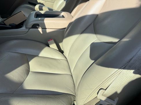 Used 2005 GMC Sierra 3500 SLT w/ Heavy-Duty Power Package image 35