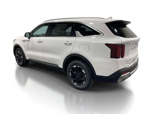 New 2026 Kia Sorento S AWD/4WD image 2