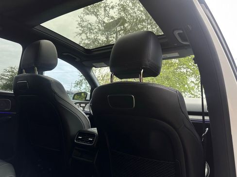 Used 2020 Mercedes-Benz GLE 350 4MATIC w/ Premium Package image 33