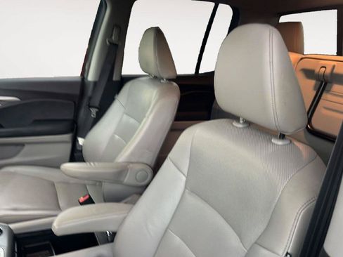 Used 2019 Honda Ridgeline RTL image 14