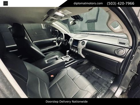 Used 2021 Toyota Tundra SR5 w/ SR5 Upgrade Package AWD/4WD image 19