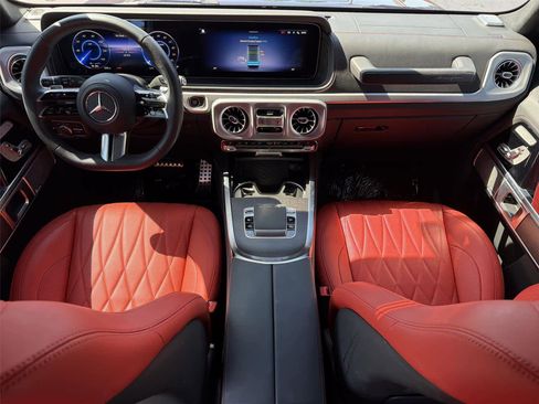 Used 2025 Mercedes-Benz G 580 w/ EQ Technology image 11